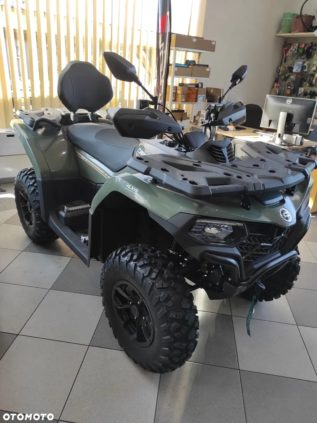 CFMoto CForce - 11