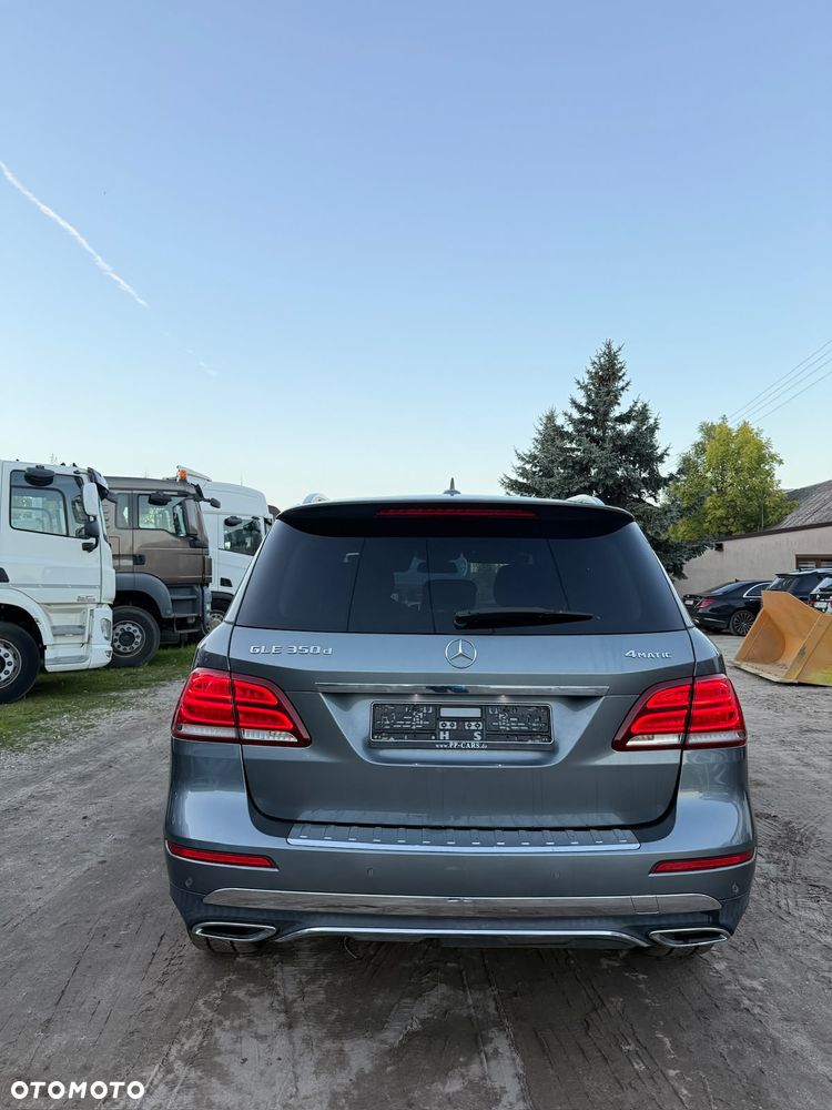 Mercedes-Benz Gle 2016 photo 5