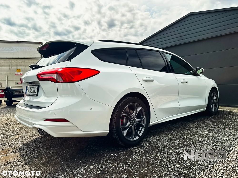 Ford Focus 1.5 EcoBlue Start-Stopp-System ST-LINE - 9