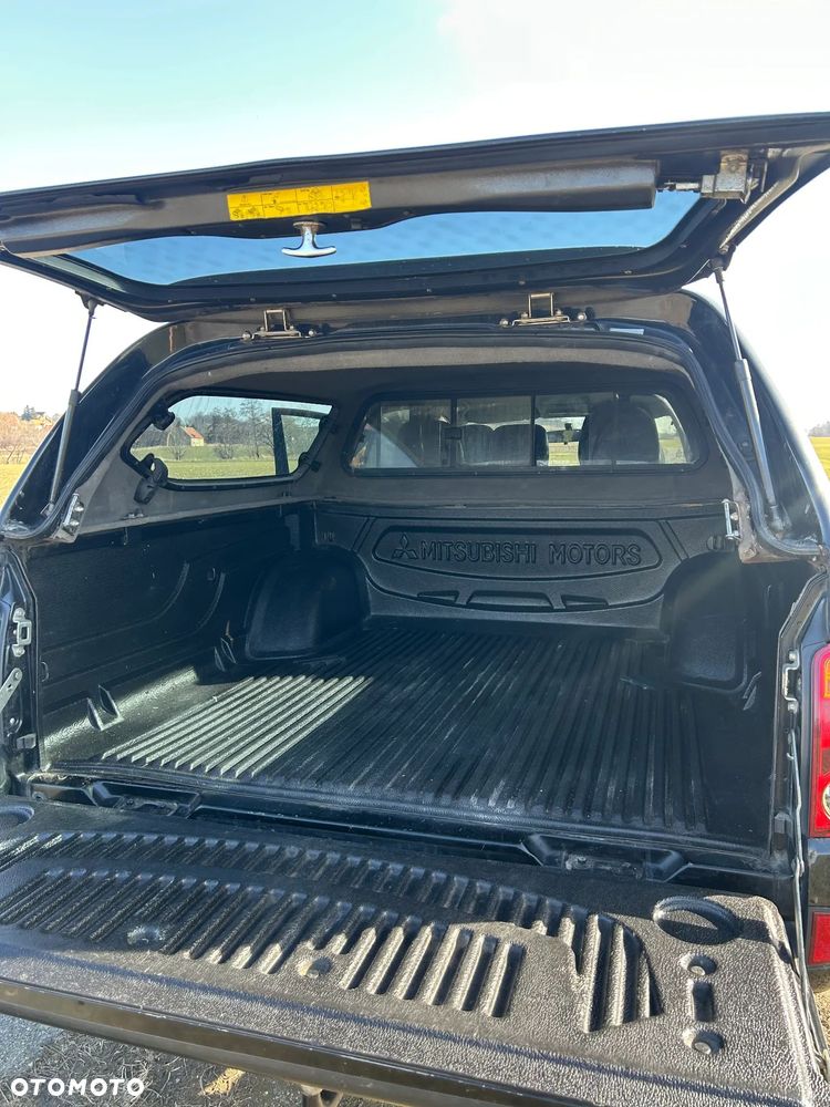 Mitsubishi L200 2.5 DID Intense + HP - 17
