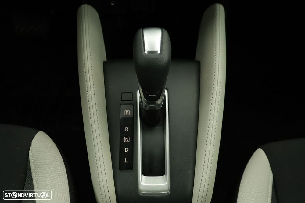 Nissan Micra 1.0 IG-T N-Design Black CVT - 11