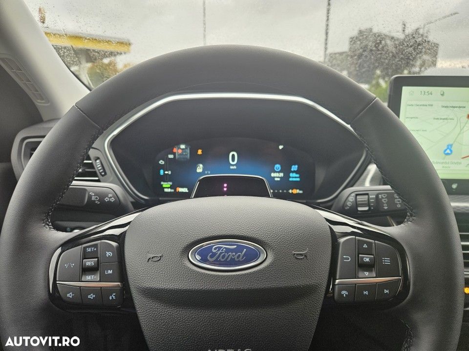 Ford Kuga - 19