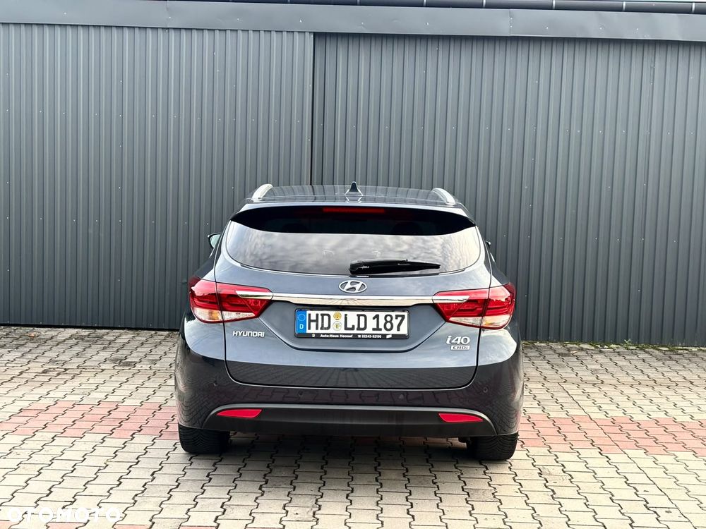 Hyundai i40 Kombi 1.7 CRDi DCT Premium - 8