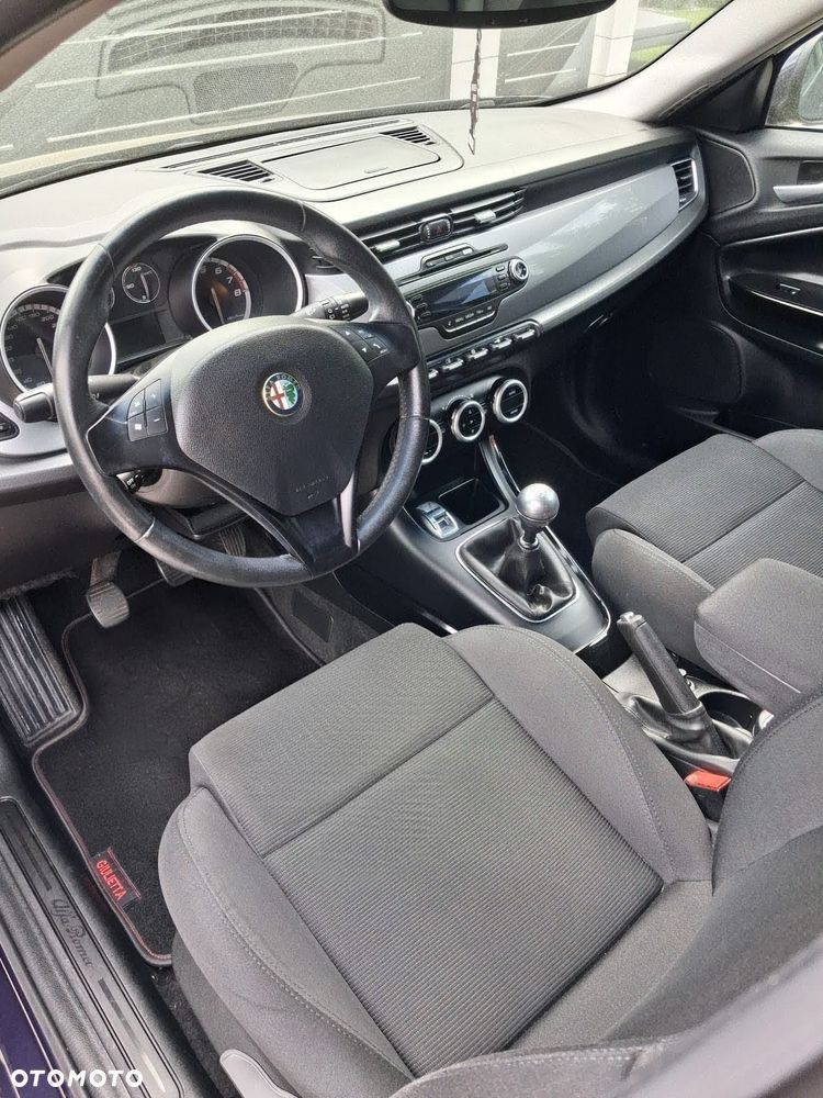Alfa Romeo Giulietta - 10