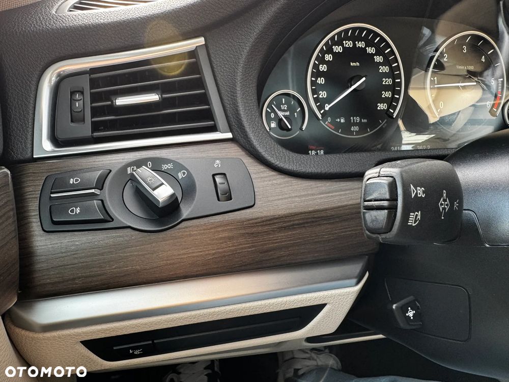 BMW 5GT 520d - 22