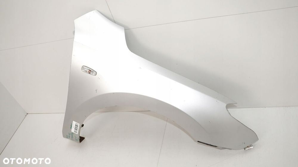 BŁOTNIK PRAWY PRZÓD HYUNDAI I30 07-10R 2R - 3