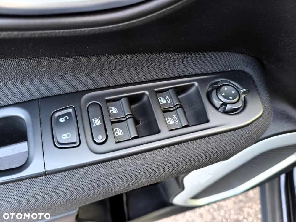 Jeep Renegade 1.4 MultiAir Longitude FWD S&S - 18