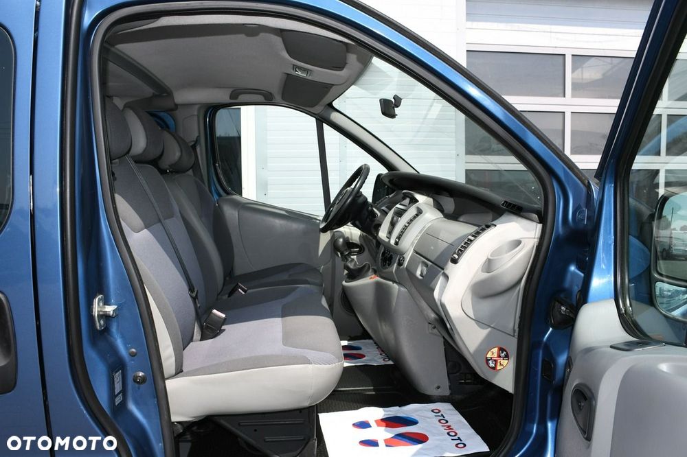Opel Vivaro - 28