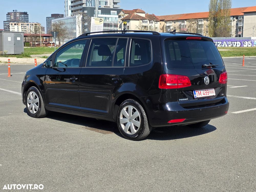 Volkswagen Touran 1.4 TSI STYLE - 4