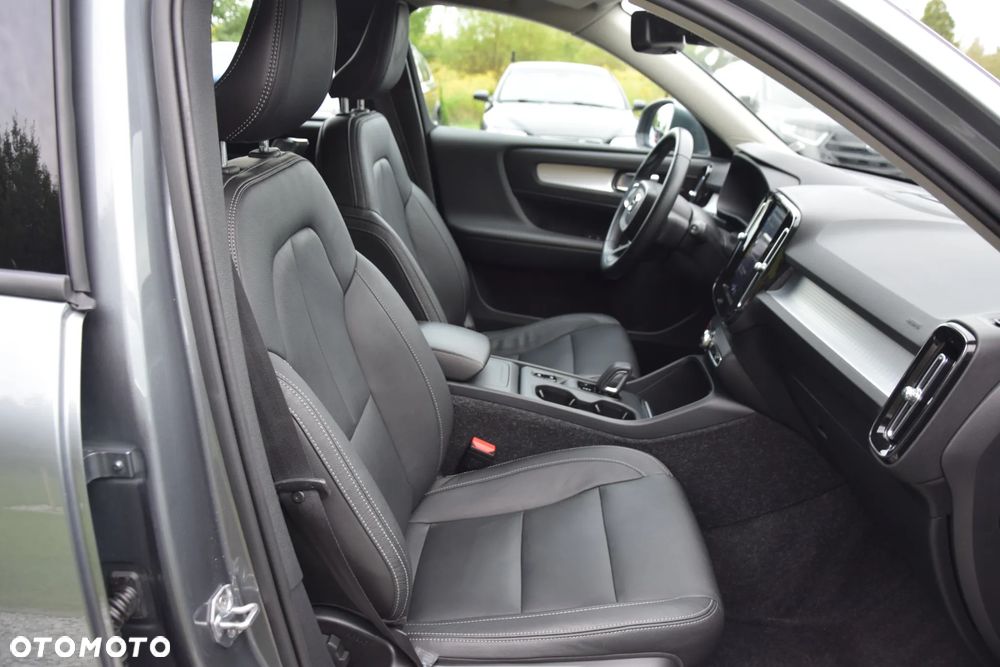 Volvo XC 40 D3 Geartronic Momentum - 29