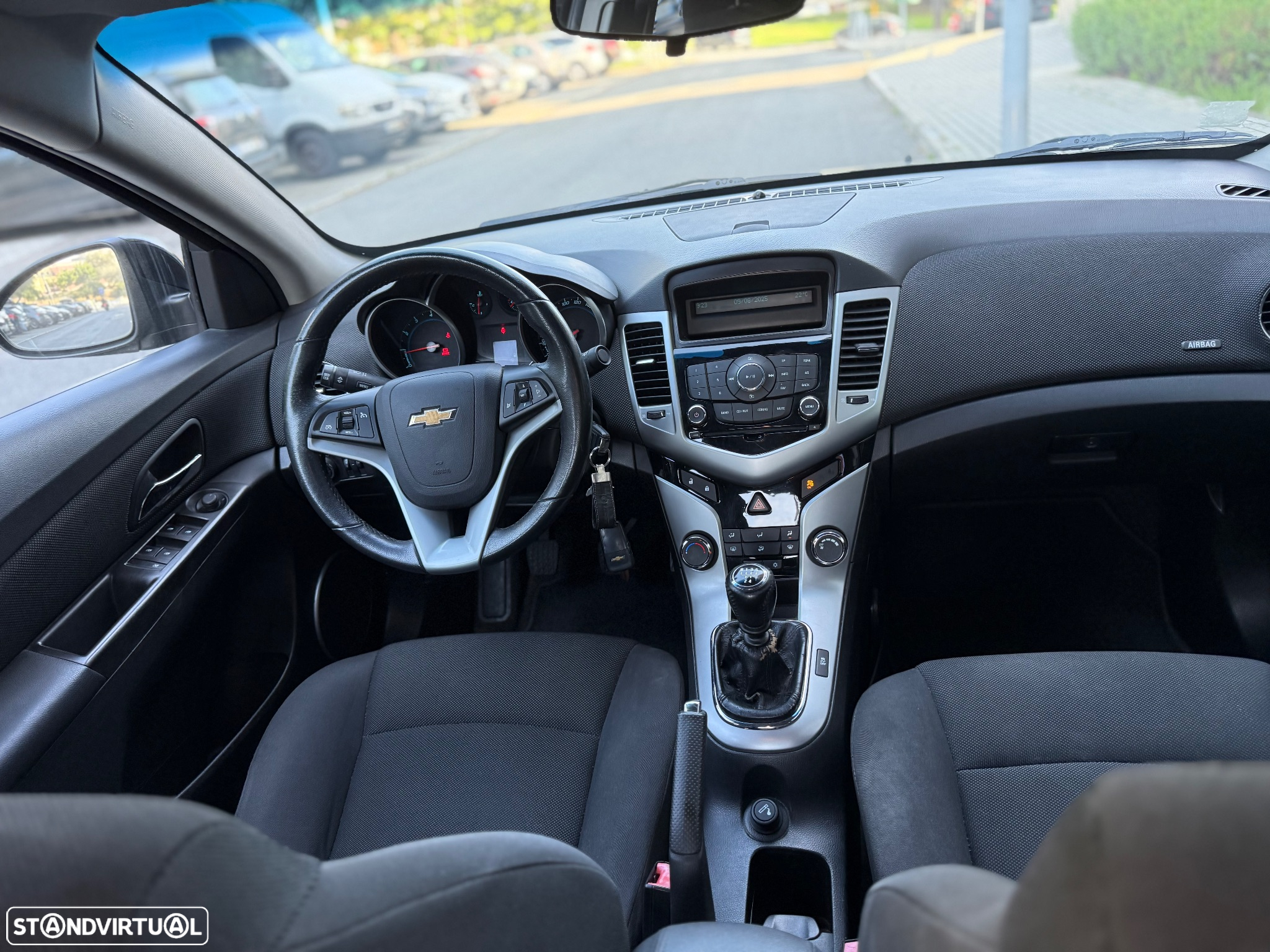 Chevrolet Cruze 1.6 LS - 12