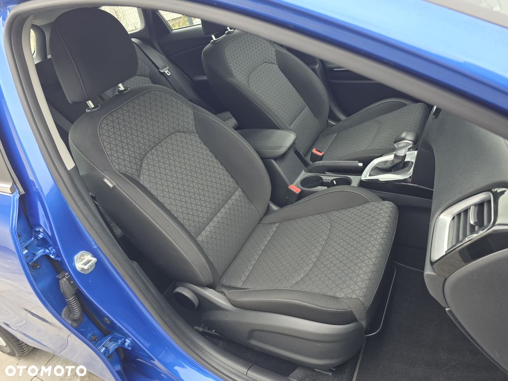 Kia Ceed 1.4 T-GDI DCT OPF Platinum Edition - 26