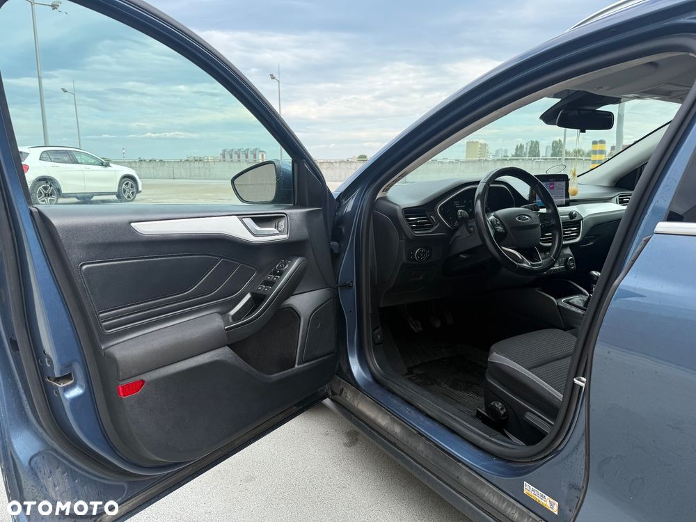 Ford Focus 1.5 EcoBlue Connected - 16