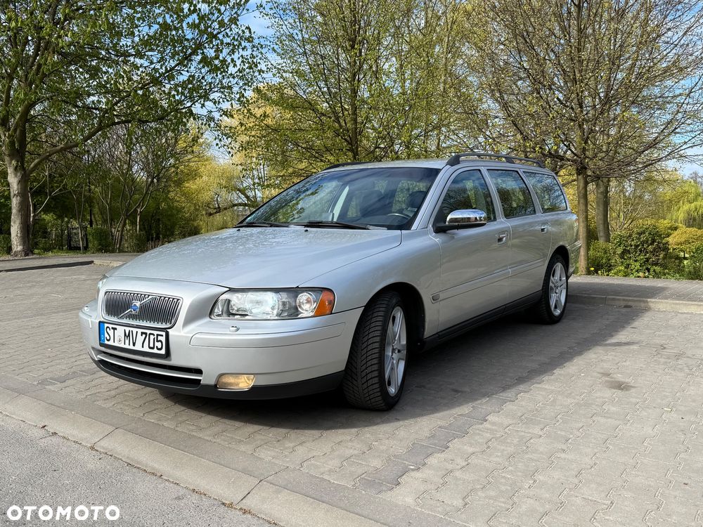 Volvo V70 2.4 Premium - 8