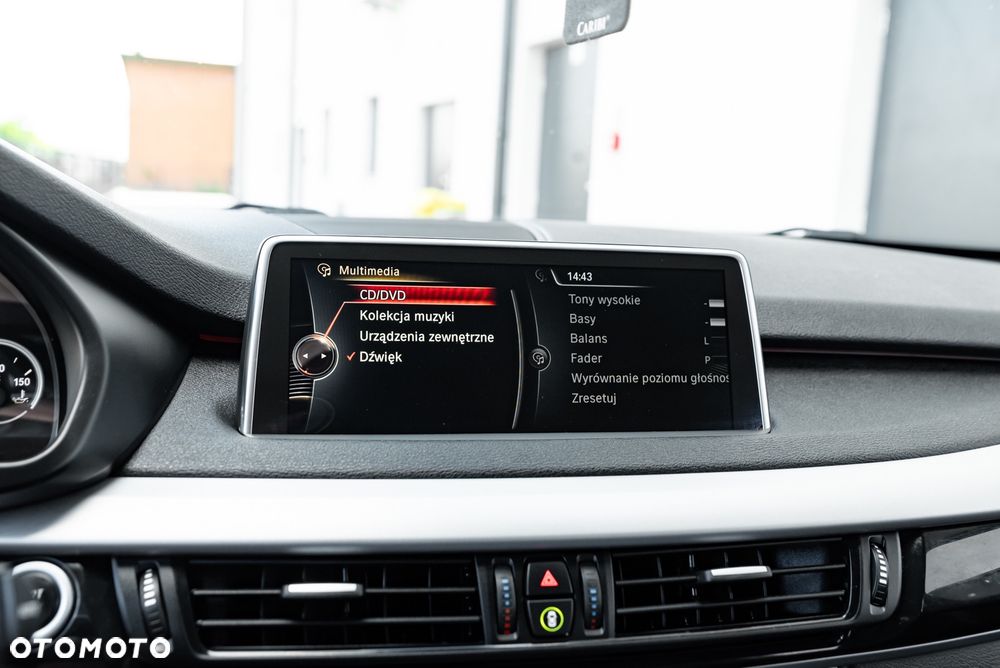 BMW X5 xDrive25d - 33