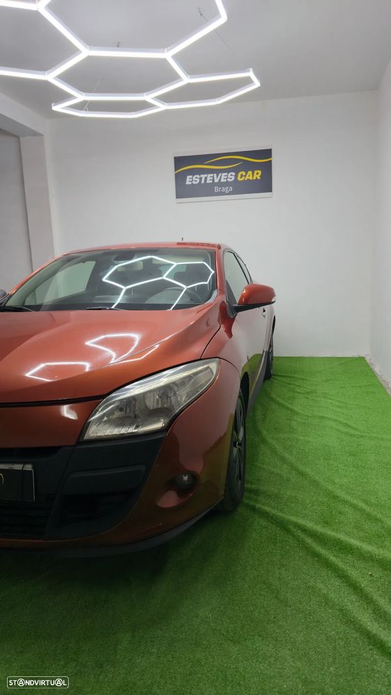 Renault Mégane 2.0 dCi SE Exclusive - 3