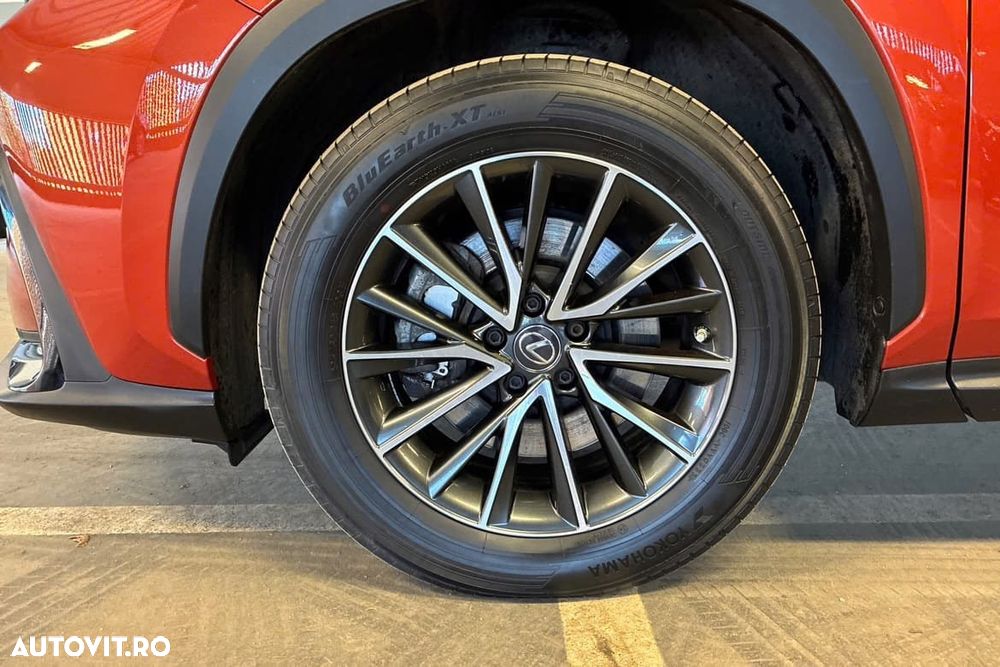 Lexus Seria NX 450h+ E-FOUR Business - 10