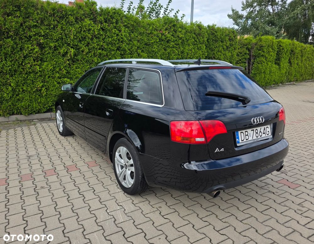 Audi A4 Avant - 9