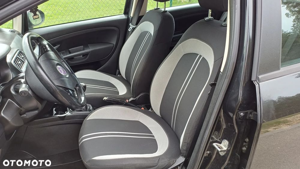 Fiat Grande Punto - 15