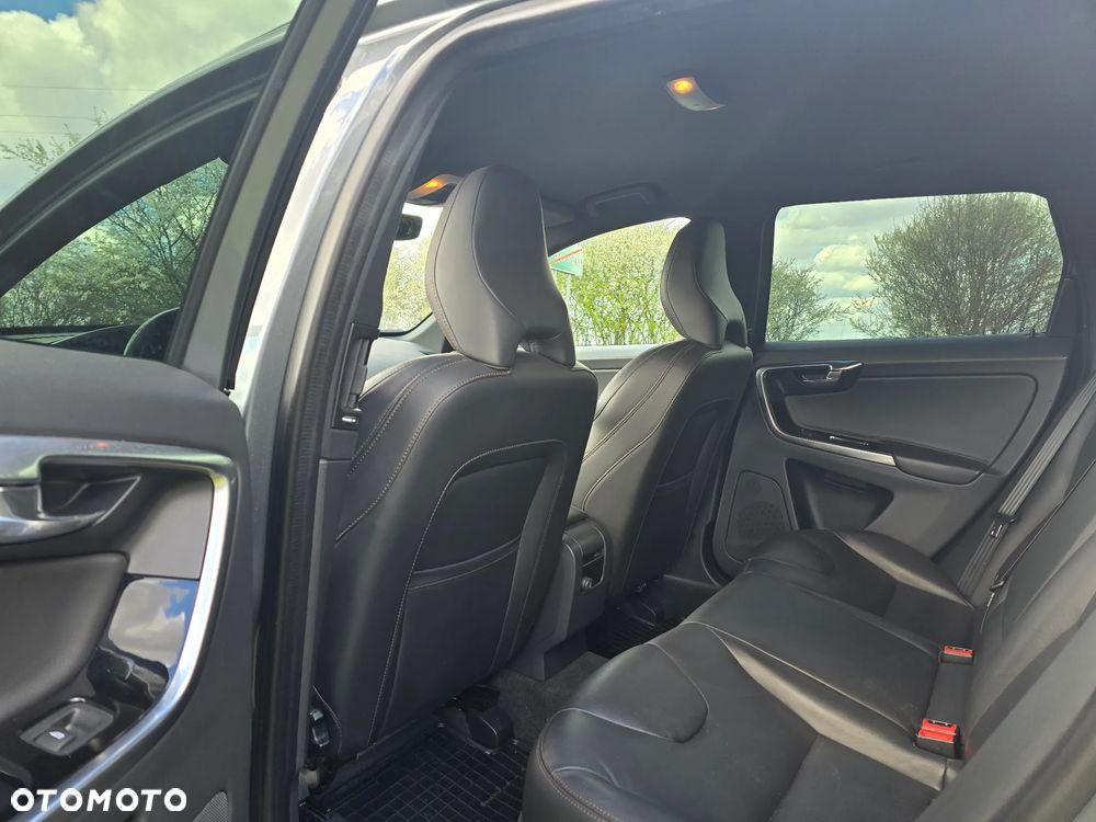 Volvo XC 60 D3 Inscription - 5