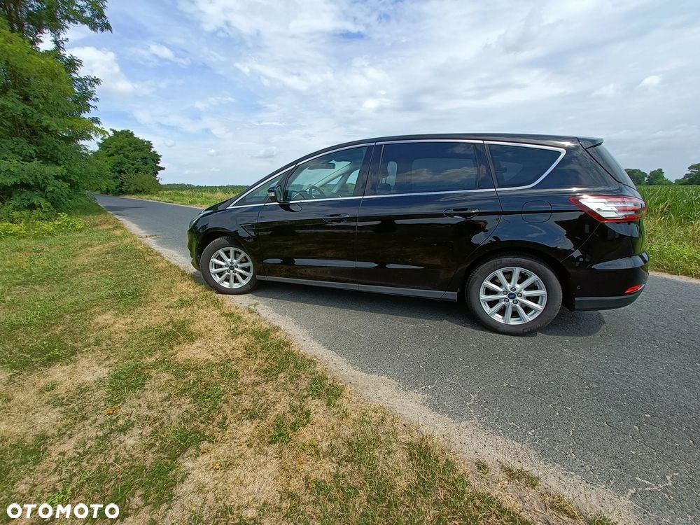 Ford S-Max - 8
