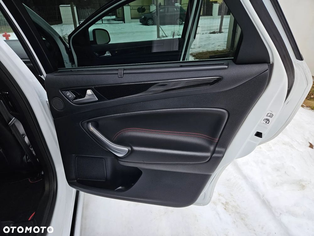 Ford Mondeo 2.0 TDCi Titanium S - 40