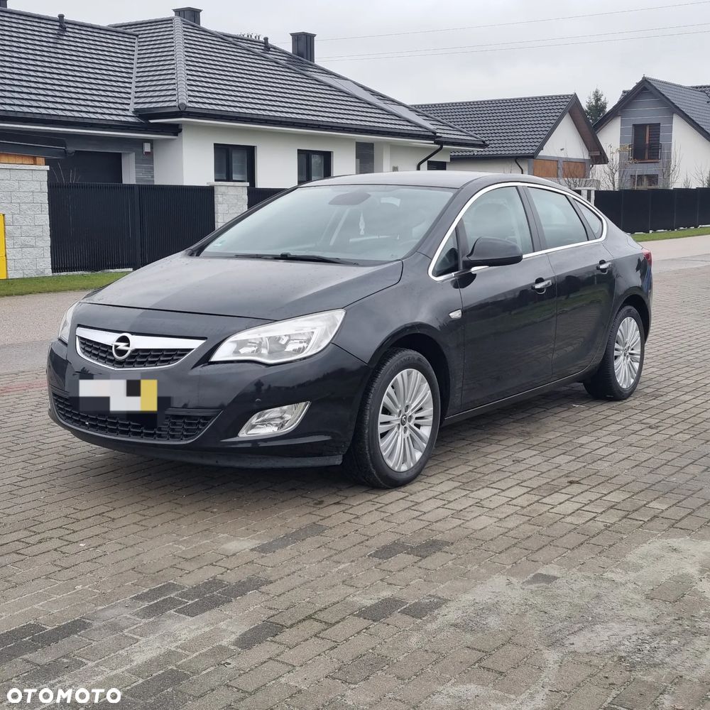 Opel Astra 1.6 Exklusiv - 5