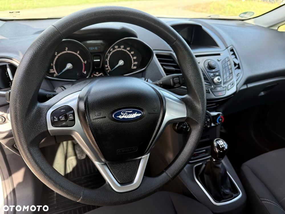 Ford Fiesta 1.5 TDCi Celebration - 14