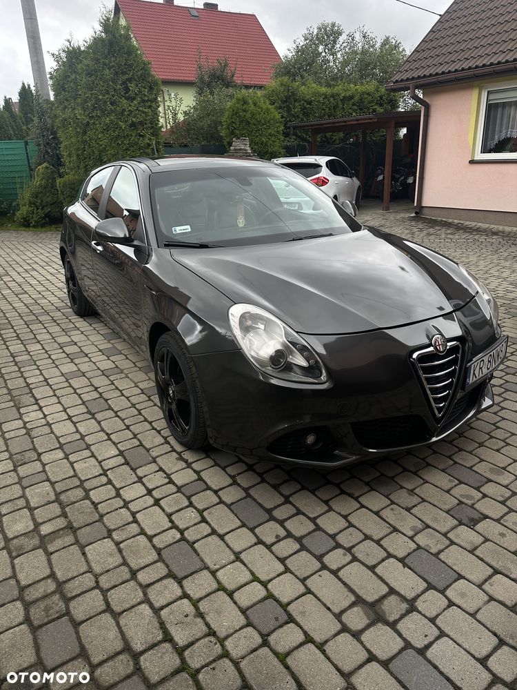Alfa Romeo Giulietta - 1