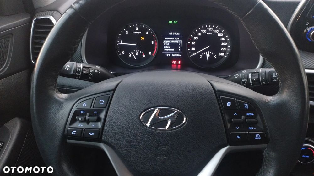 Hyundai Tucson blue 1.6 CRDi 4WD Select - 26