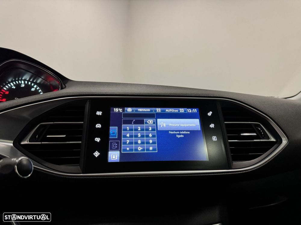 Peugeot 308 1.6 BlueHDi Allure J17 EAT6 - 39