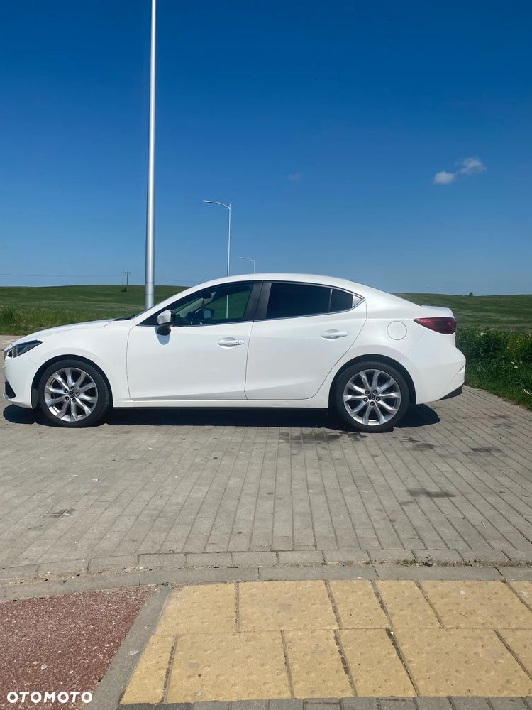 Mazda 3 - 4