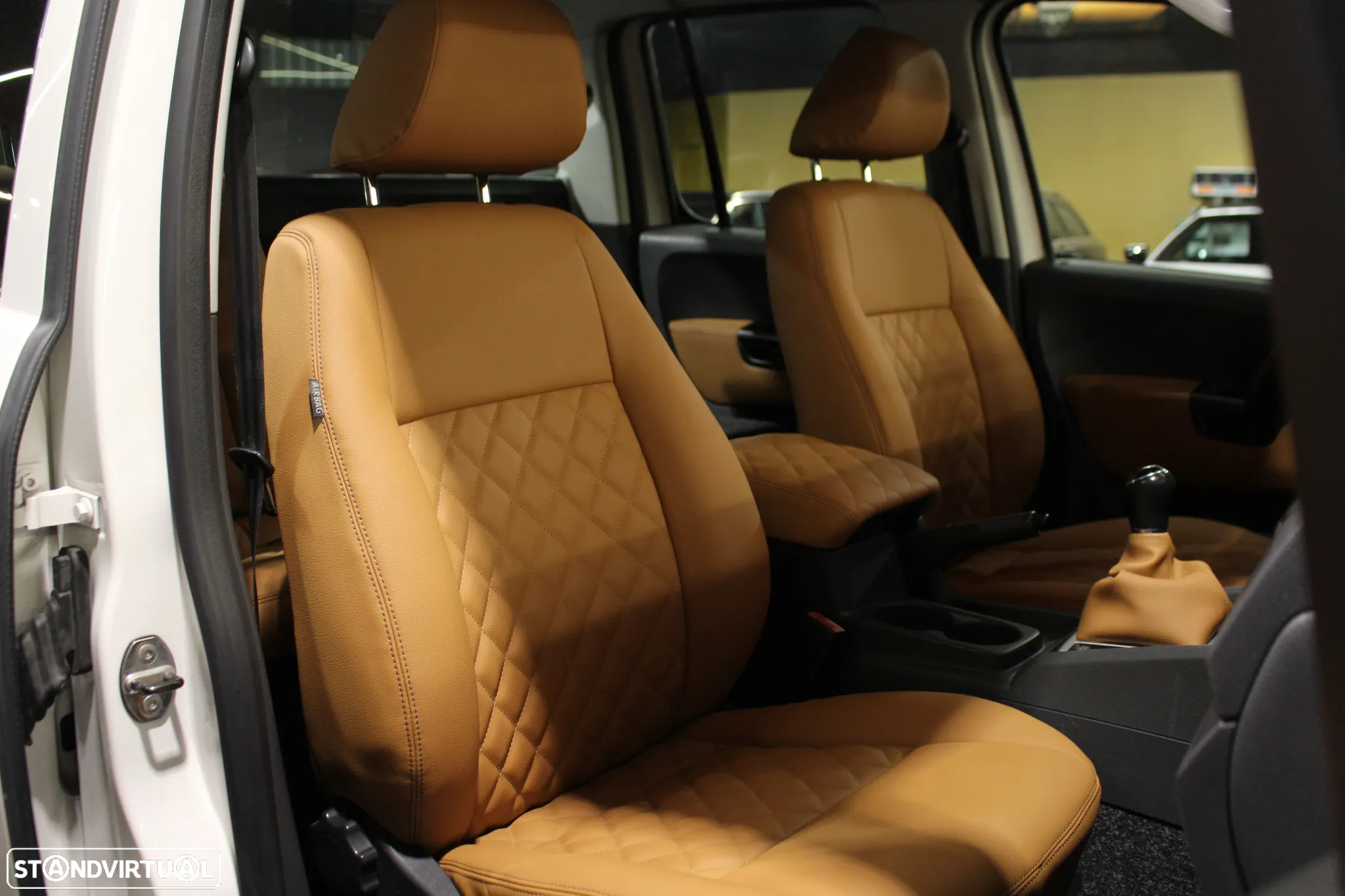 VW Amarok 2.0 TDi CD Extra AC Plus CM 4Motion - 20