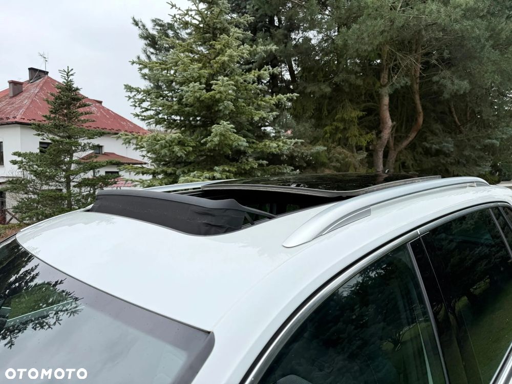 Volkswagen Tiguan - 36