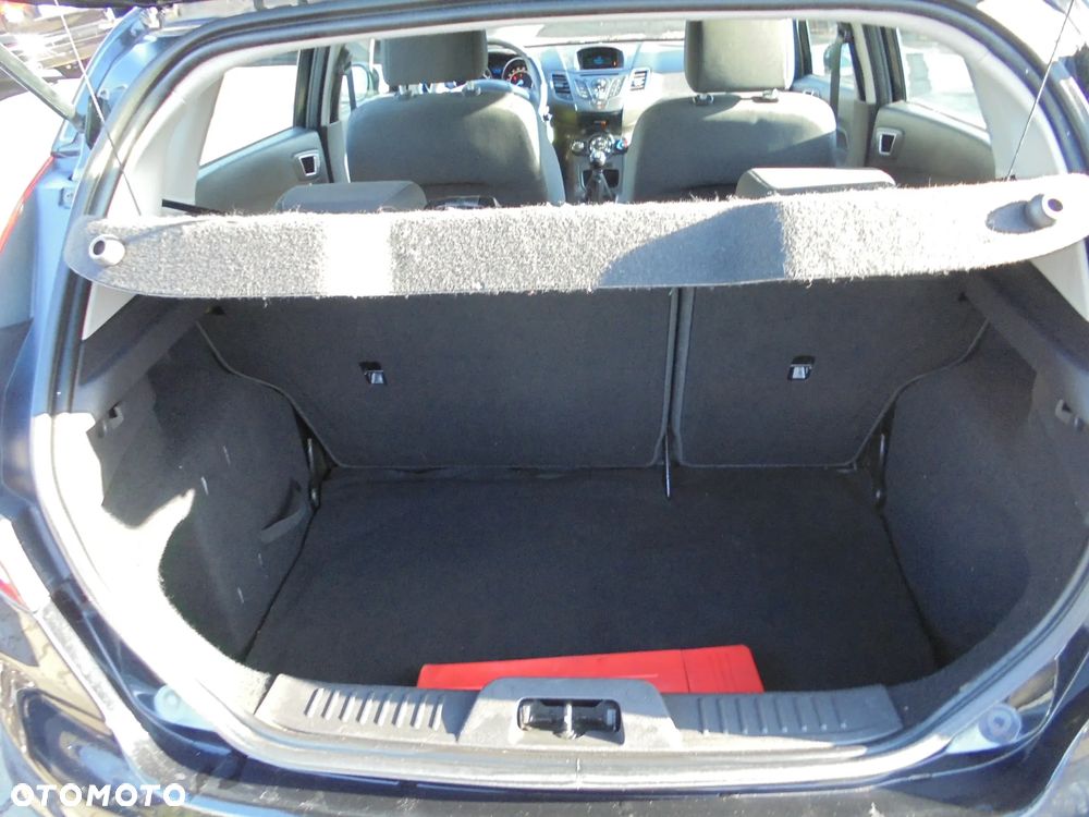 Ford Fiesta 1.25 Ambiente - 23