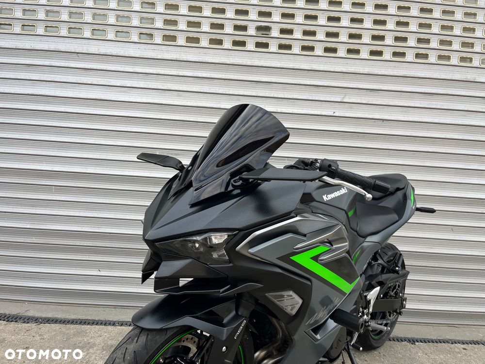 Kawasaki Ninja - 23