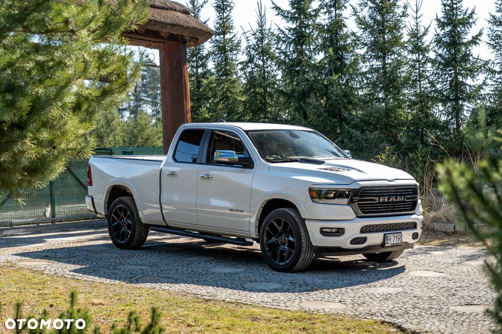 RAM 1500 5.7 Crew Cab Laramie