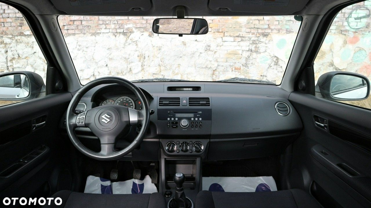Suzuki Swift - 6