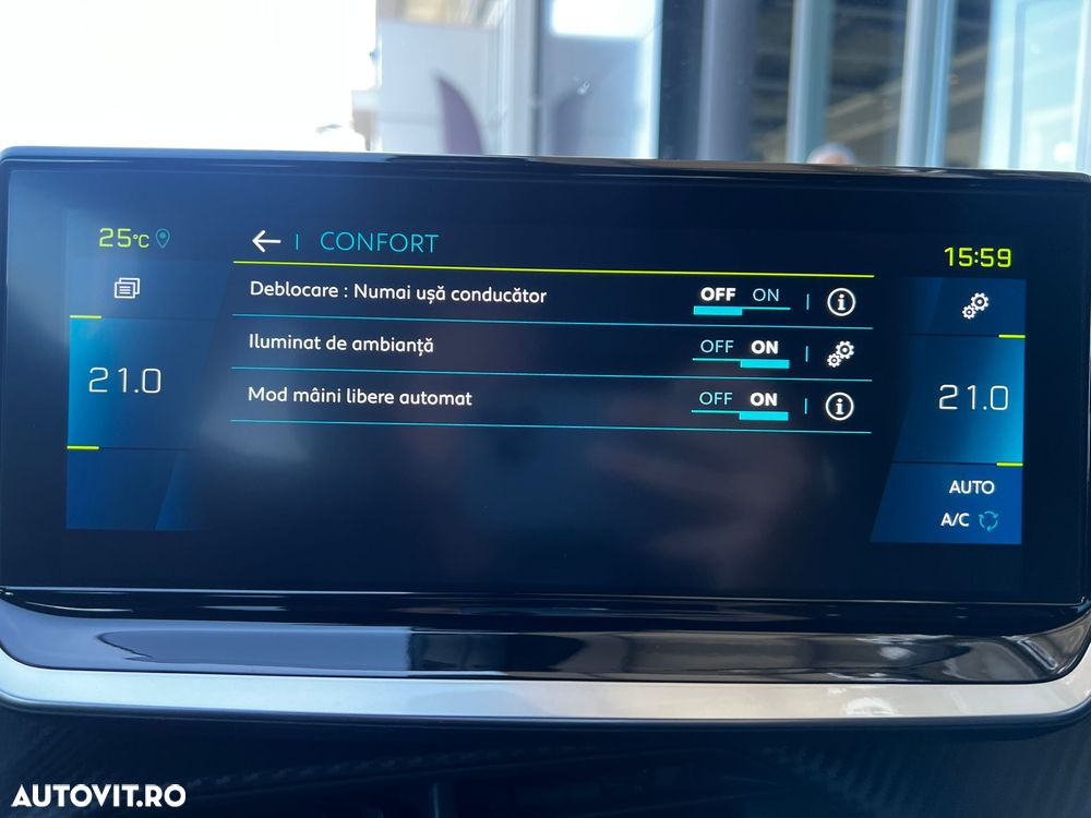 Peugeot 2008 50 kWh GT - 19