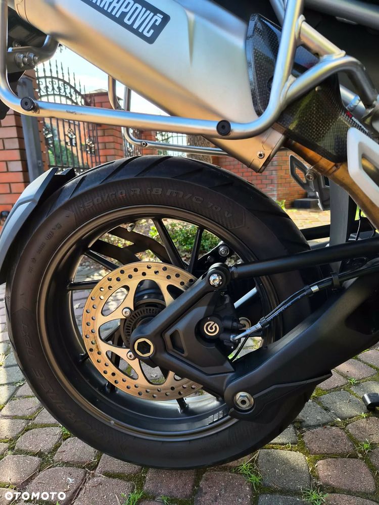 Triumph Tiger - 12