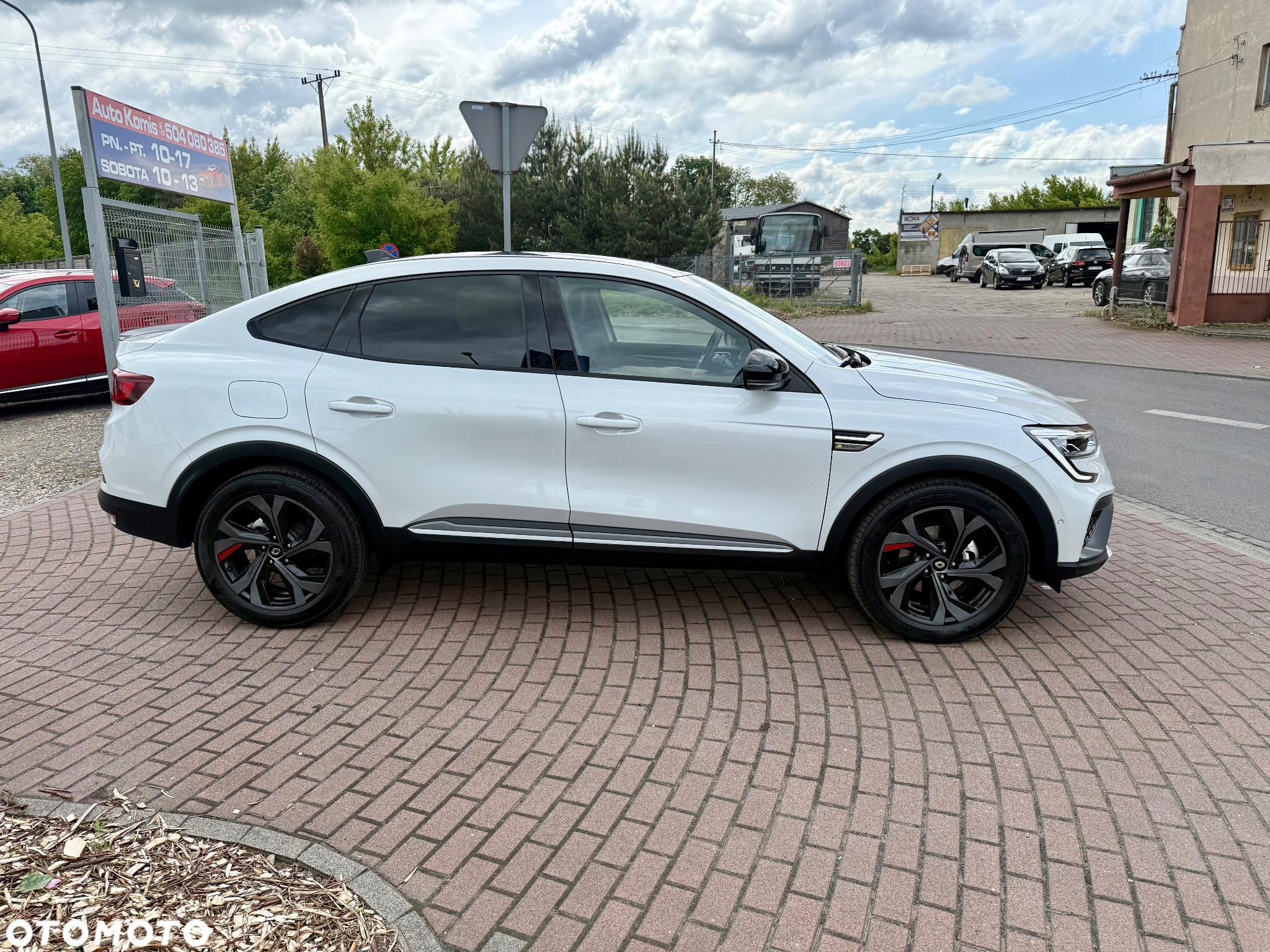 Renault Arkana E-TECH 145 R.S.LINE - 28