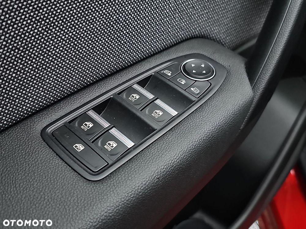 Renault Captur 1.0 TCe Techno - 17