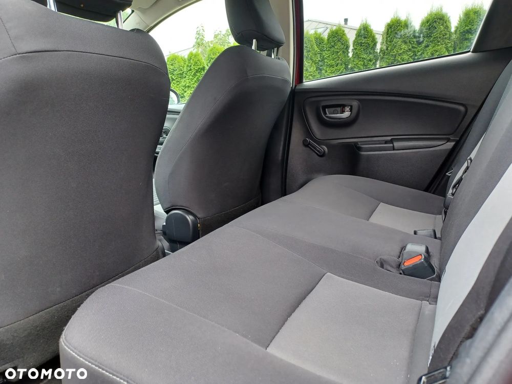Toyota Yaris Hybrid 100 Life - 10
