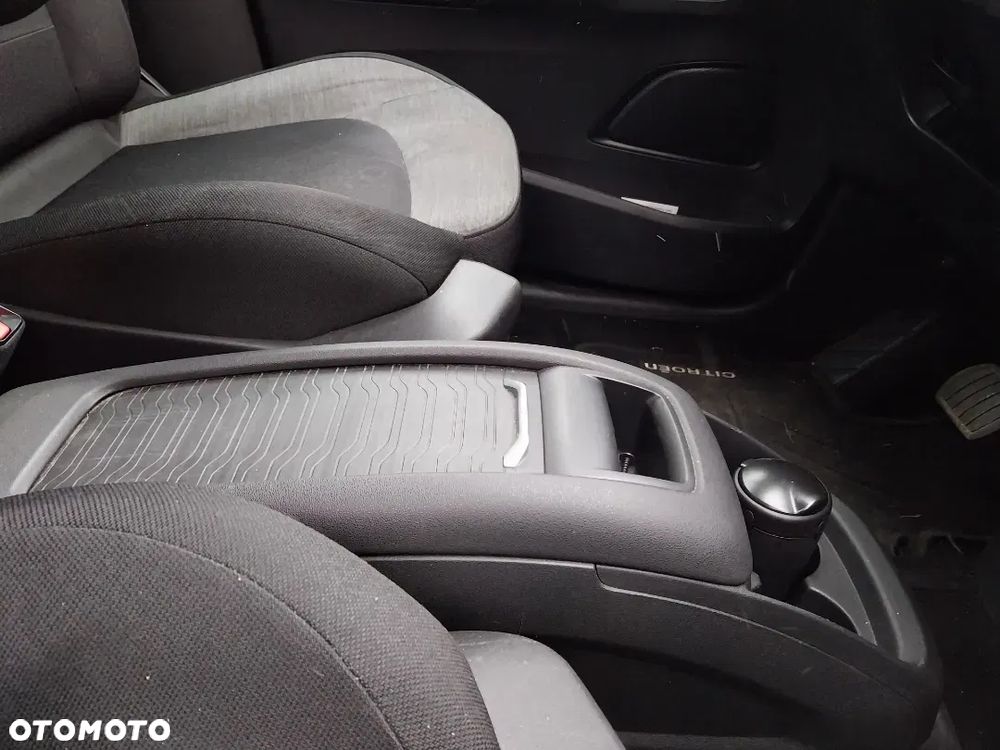 Citroën C4 Picasso - 9