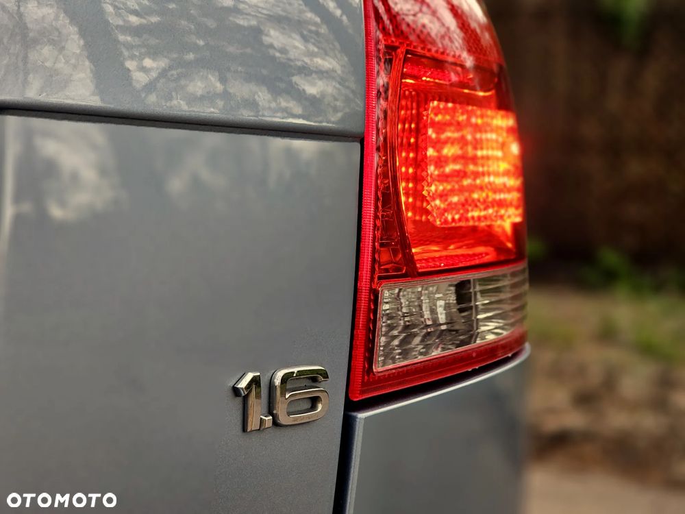 Audi A3 3-drzwiowe 1.6 Limited Edition - 32