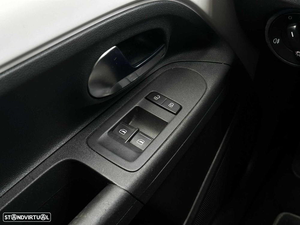 VW Up! 1.0 BlueMotion Move - 13