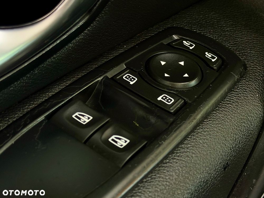 Renault Megane 1.5 dCi Color Edition - 31