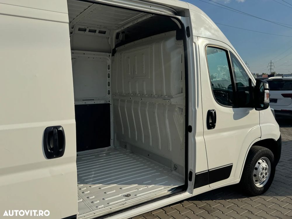 Peugeot Boxer L3H2 335 S&S Asphalt - 25