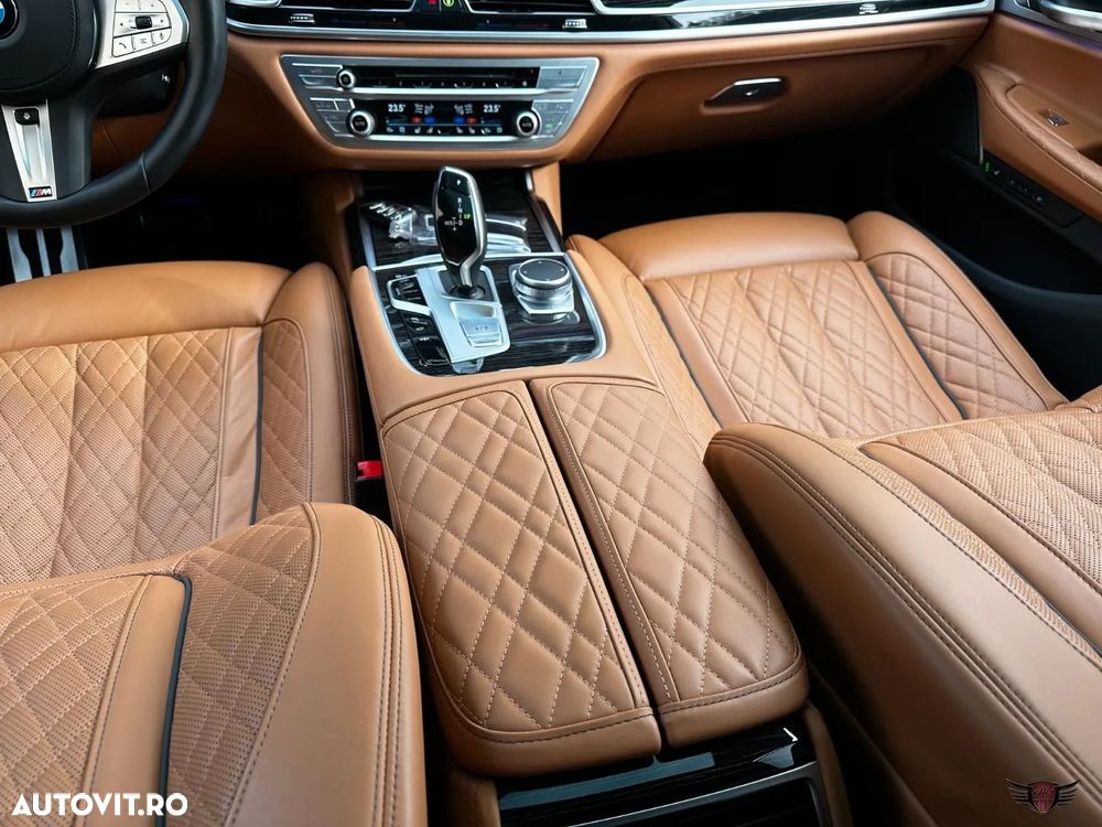 BMW Seria 7 730d xDrive MHEV - 25
