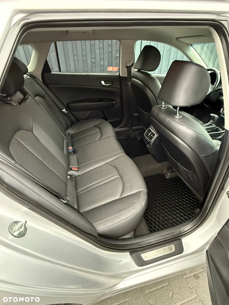 Kia Optima 2.0 XL - 18